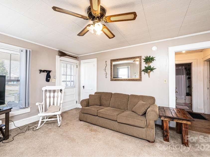 905 Orchard Street, Valdese, NC 28690.  MLS# CAR4271116, YatesRealty ID 29092. 