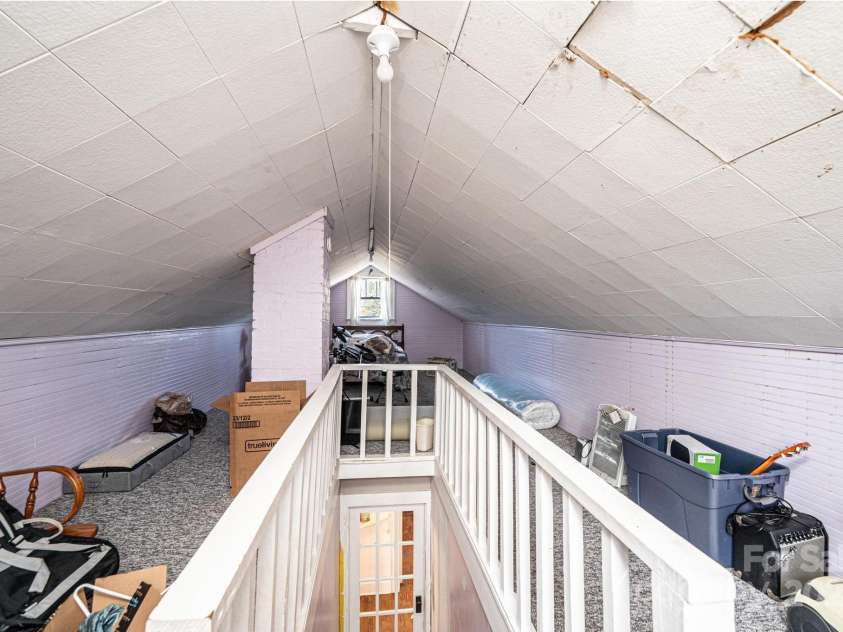 905 Orchard Street, Valdese, NC 28690.  MLS# CAR4271116, YatesRealty ID 29092. 