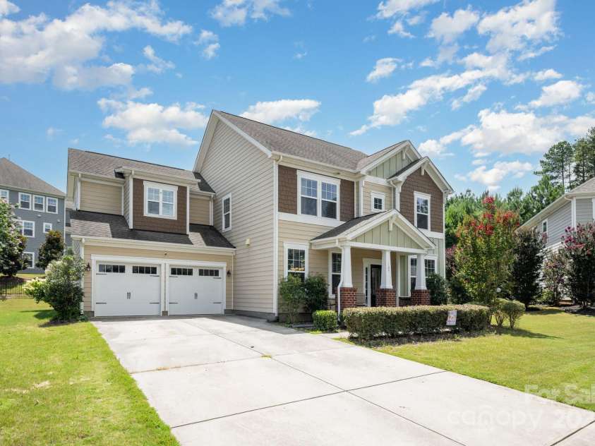 109 Wingstem Court, Mooresville, NC 28117.  MLS# CAR4276612, YatesRealty ID 29093. 