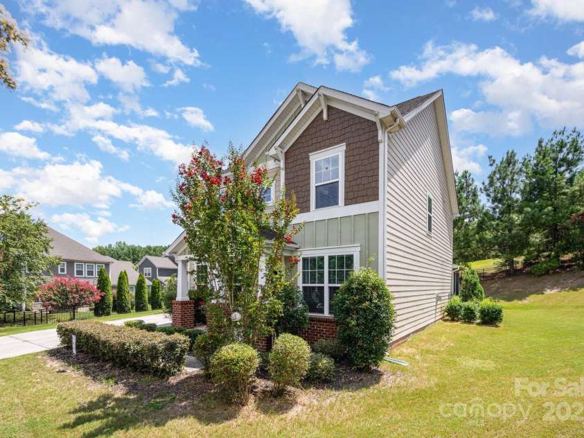 109 Wingstem Court, Mooresville, NC 28117.  MLS# CAR4276612, YatesRealty ID 29093. 