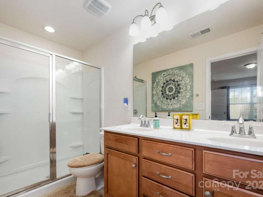 109 Wingstem Court, Mooresville, NC 28117.  MLS# CAR4276612, YatesRealty ID 29093. 