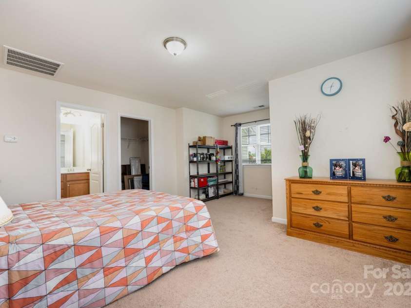 109 Wingstem Court, Mooresville, NC 28117.  MLS# CAR4276612, YatesRealty ID 29093. 