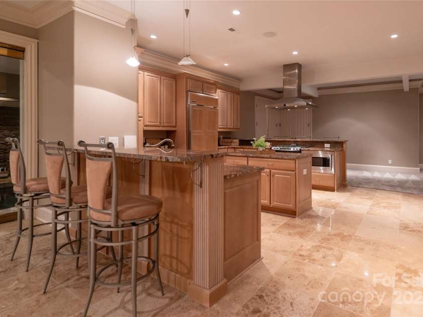 305 Mallard Drive, New London, NC 28127.  MLS# CAR4278141, YatesRealty ID 29094. Basement full Kitchen