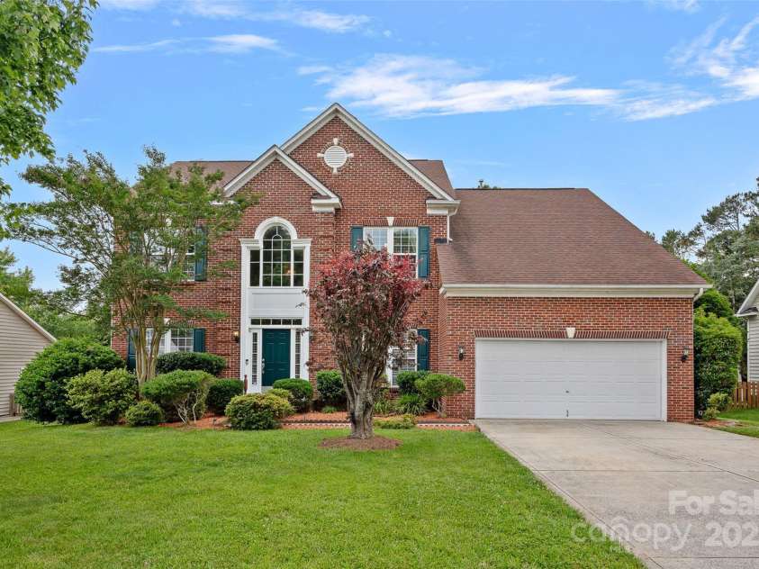 3830 Waters Reach Lane, Indian Trail, NC 28079.  MLS# CAR4268205, YatesRealty ID 29096. 
