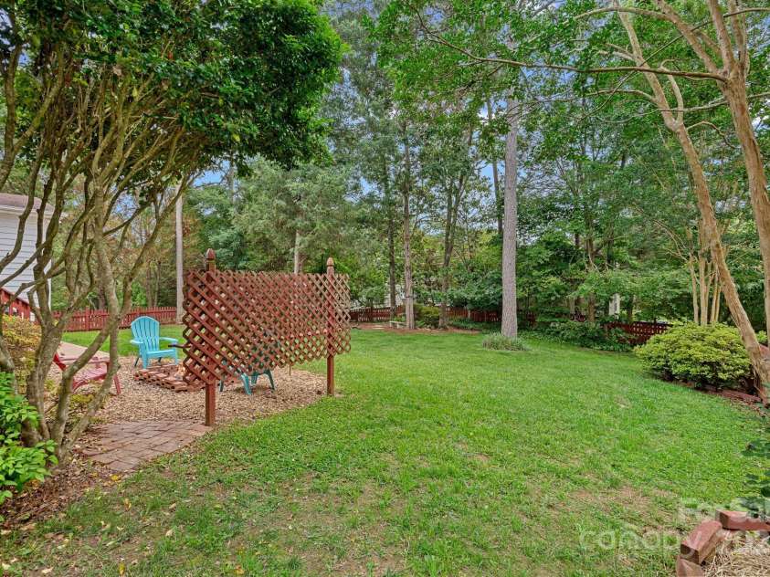 3830 Waters Reach Lane, Indian Trail, NC 28079.  MLS# CAR4268205, YatesRealty ID 29096. 