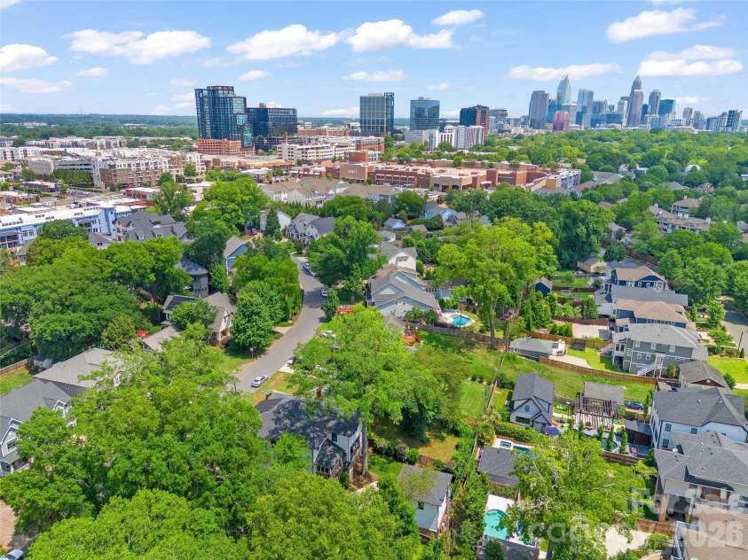 433 Atherton Street, Charlotte, NC 28203.  MLS# CAR4388968, YatesRealty ID 29096. 