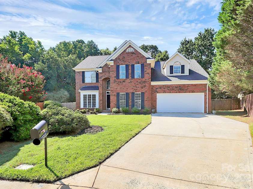 8808 Orchid Place, Charlotte, NC 28277.  MLS# CAR4284030, YatesRealty ID 29099. 