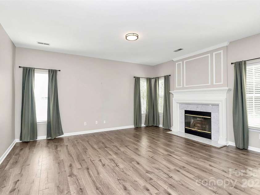 8808 Orchid Place, Charlotte, NC 28277.  MLS# CAR4284030, YatesRealty ID 29099. 