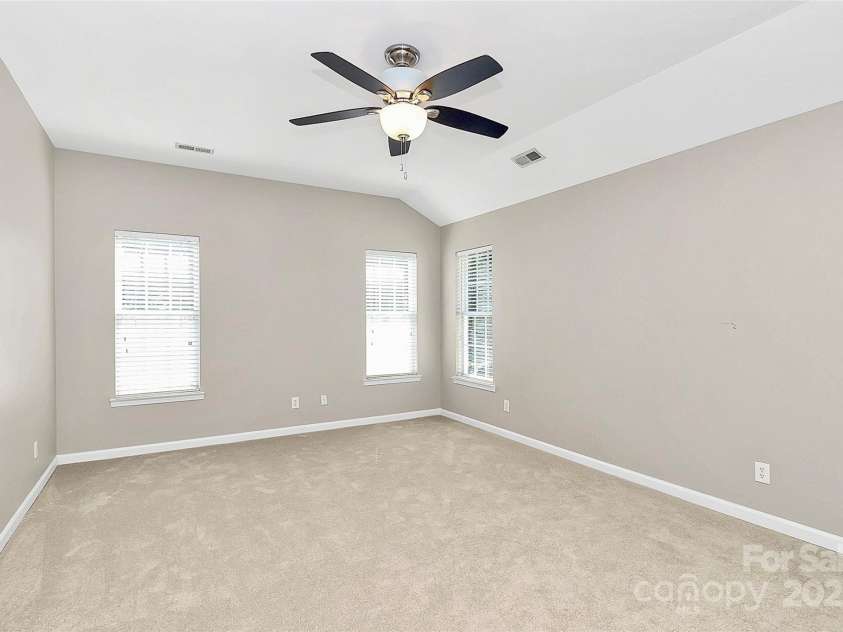 8808 Orchid Place, Charlotte, NC 28277.  MLS# CAR4284030, YatesRealty ID 29099. 