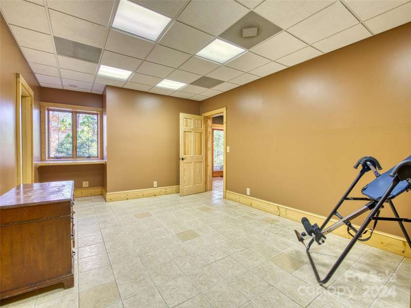 303 FLYING HAWK Road, Waynesville, NC 28786.  MLS# CAR4203494, YatesRealty ID 291. 
