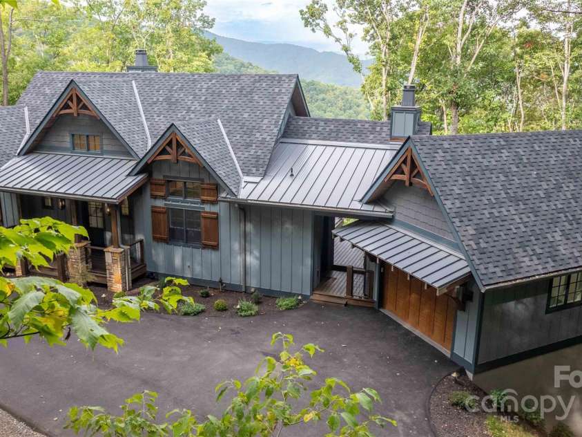 551 Macallan Drive, Waynesville, NC 28786.  MLS# CAR4305546, YatesRealty ID 291. Exterior Front