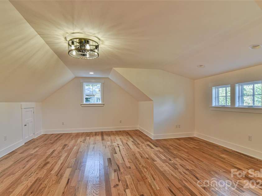 71 Crossings Circle, Fairview, NC 28730.  MLS# CAR4306682, YatesRealty ID 2910. 