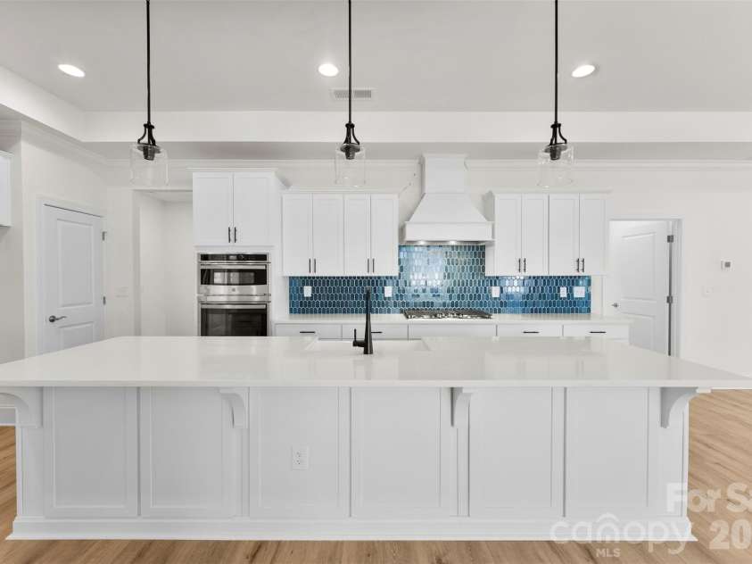 407 Newstyle Way, Gastonia, NC 28056.  MLS# CAR4389192, YatesRealty ID 29100. 