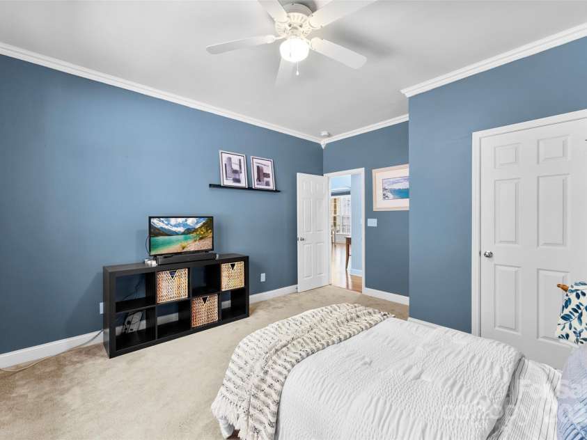 6300 Latta Springs Circle, Huntersville, NC 28078.  MLS# CAR4260746, YatesRealty ID 29101. 