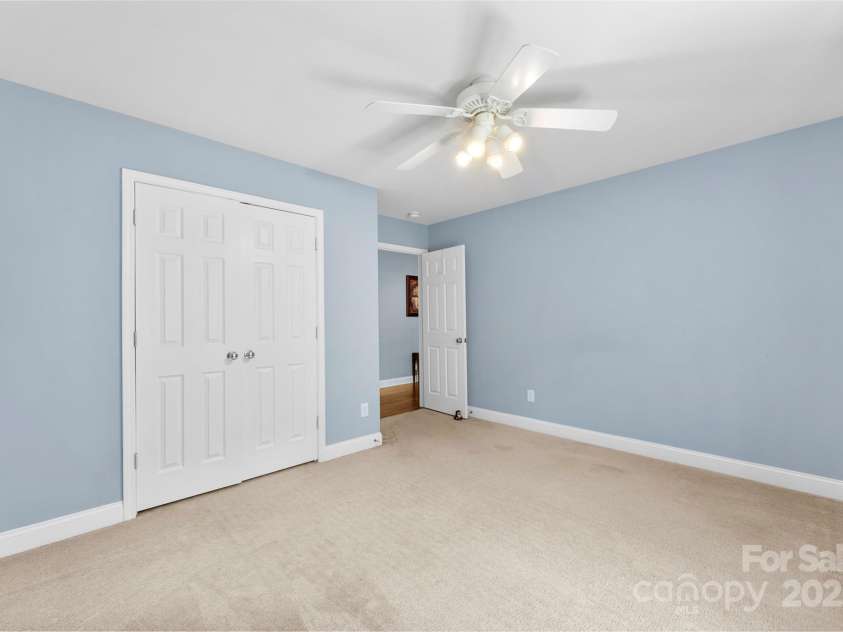 6300 Latta Springs Circle, Huntersville, NC 28078.  MLS# CAR4260746, YatesRealty ID 29101. 