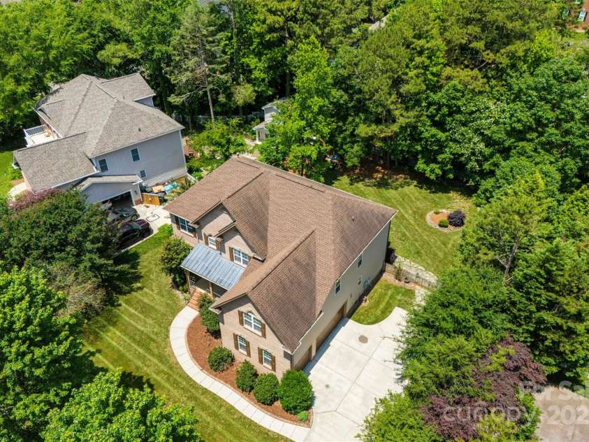 6300 Latta Springs Circle, Huntersville, NC 28078.  MLS# CAR4260746, YatesRealty ID 29101. 