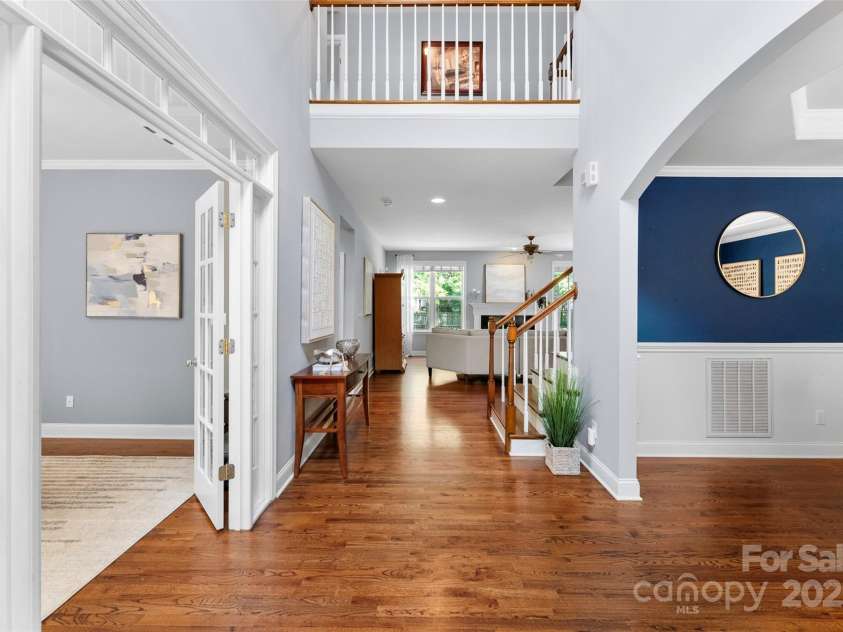 6300 Latta Springs Circle, Huntersville, NC 28078.  MLS# CAR4260746, YatesRealty ID 29101. Double height foyer
