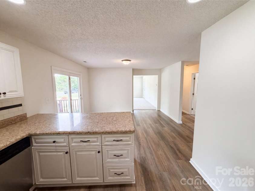 345 Mount Pleasant Road, Mount Pleasant, NC 28124.  MLS# CAR4391103, YatesRealty ID 29103. 
