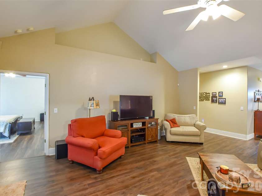 278 Chelveston Drive, Rock Hill, SC 29732.  MLS# CAR4391625, YatesRealty ID 29106. 