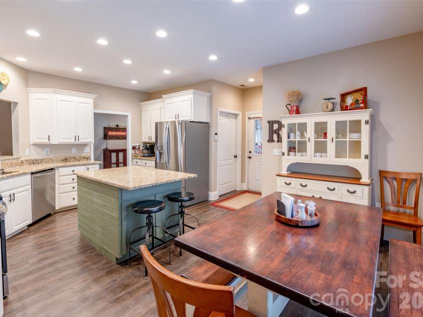 278 Chelveston Drive, Rock Hill, SC 29732.  MLS# CAR4391625, YatesRealty ID 29106. 
