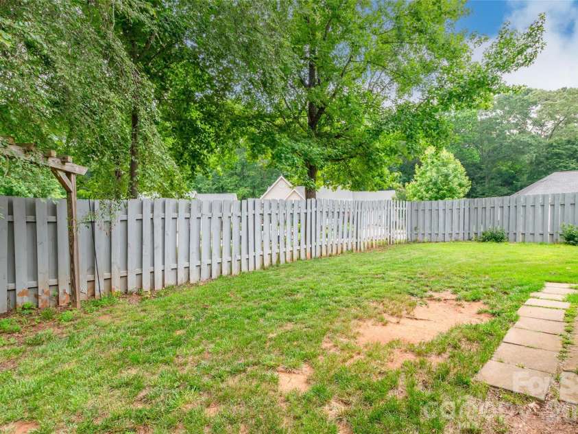278 Chelveston Drive, Rock Hill, SC 29732.  MLS# CAR4391625, YatesRealty ID 29106. 
