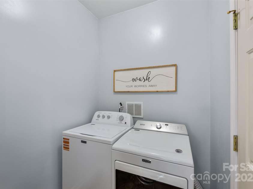 8906 Glade Court, Huntersville, NC 28078.  MLS# CAR4286078, YatesRealty ID 29106. 