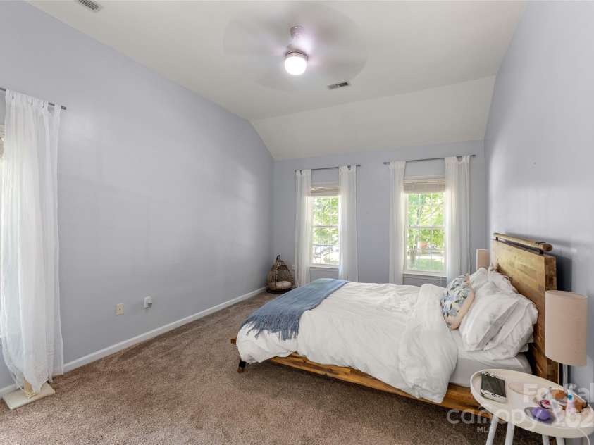 8906 Glade Court, Huntersville, NC 28078.  MLS# CAR4286078, YatesRealty ID 29106. 