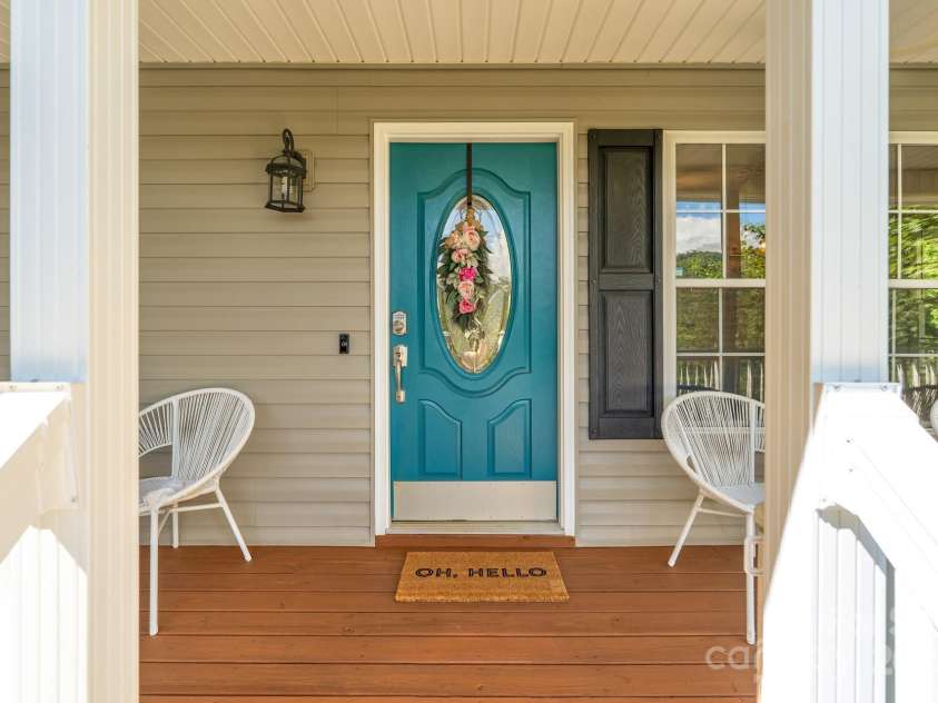 154 Burley Ridge, Candler, NC 28715.  MLS# CAR4273796, YatesRealty ID 29109. 