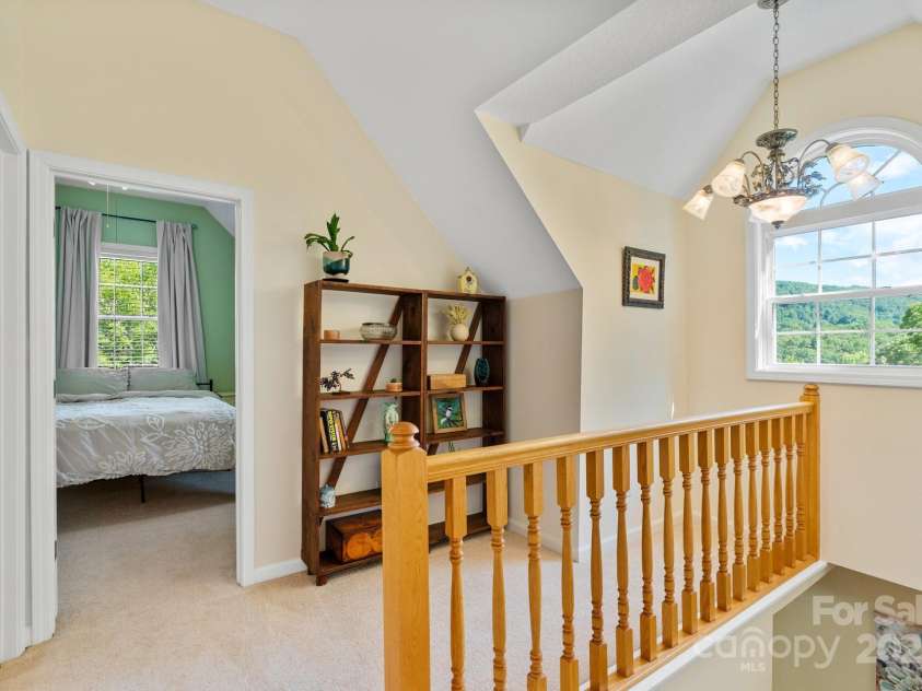 154 Burley Ridge, Candler, NC 28715.  MLS# CAR4273796, YatesRealty ID 29109. 