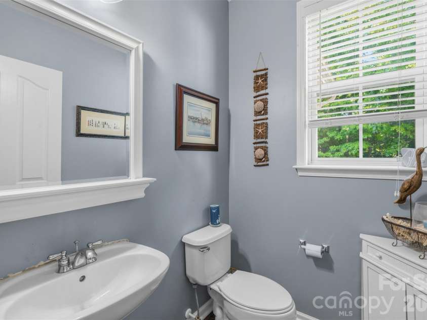 7453 Mountain Ridge Drive, Stanley, NC 28164.  MLS# CAR4382061, YatesRealty ID 29109. Downstairs Bath