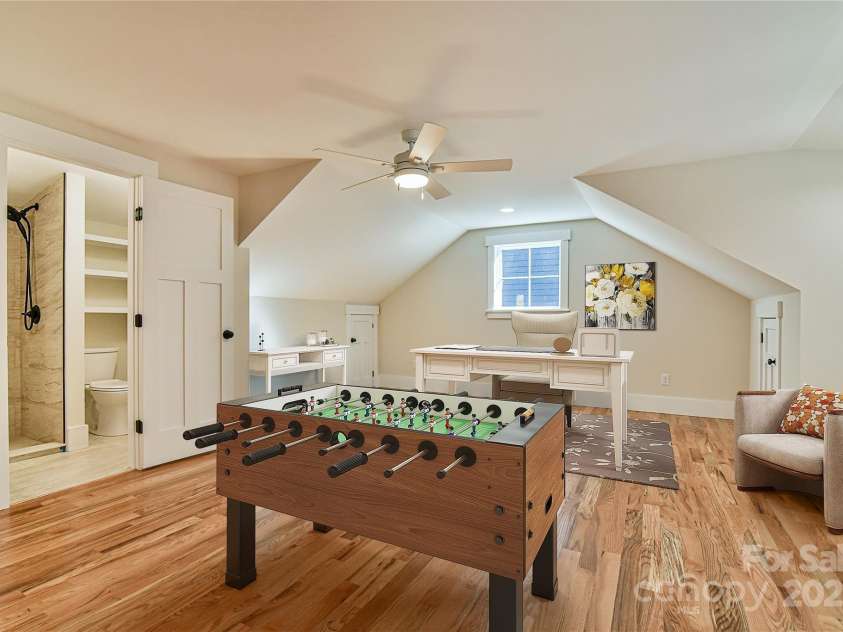 48 Crossings Circle, Fairview, NC 28730.  MLS# CAR4312919, YatesRealty ID 2911. Upstairs Office/Recreation Room with Full Bathroom