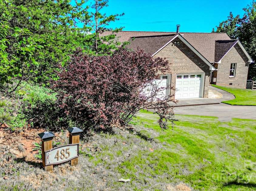 485 Mountain Lookout Drive, Bostic, NC 28018.  MLS# CAR4286310, YatesRealty ID 29110. 