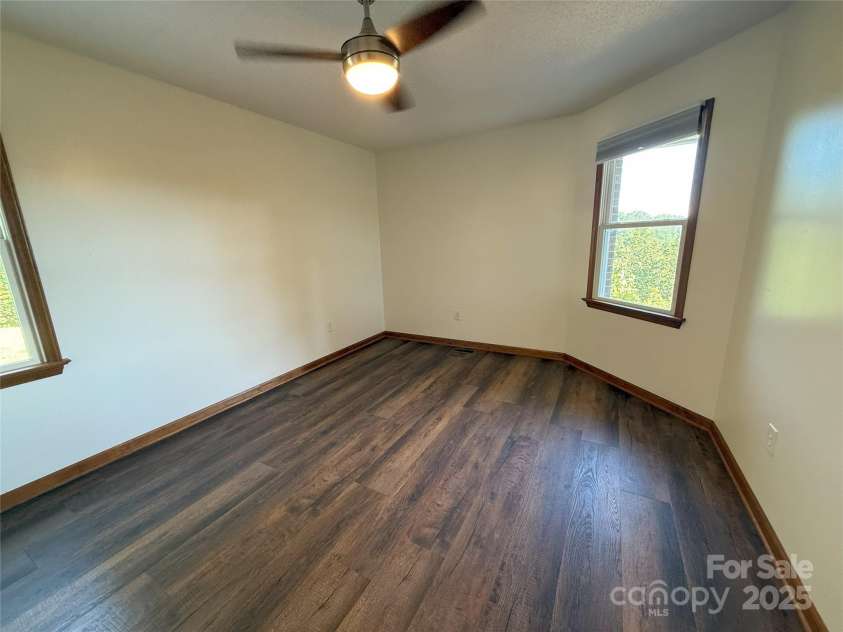 485 Mountain Lookout Drive, Bostic, NC 28018.  MLS# CAR4286310, YatesRealty ID 29110. Primary Room