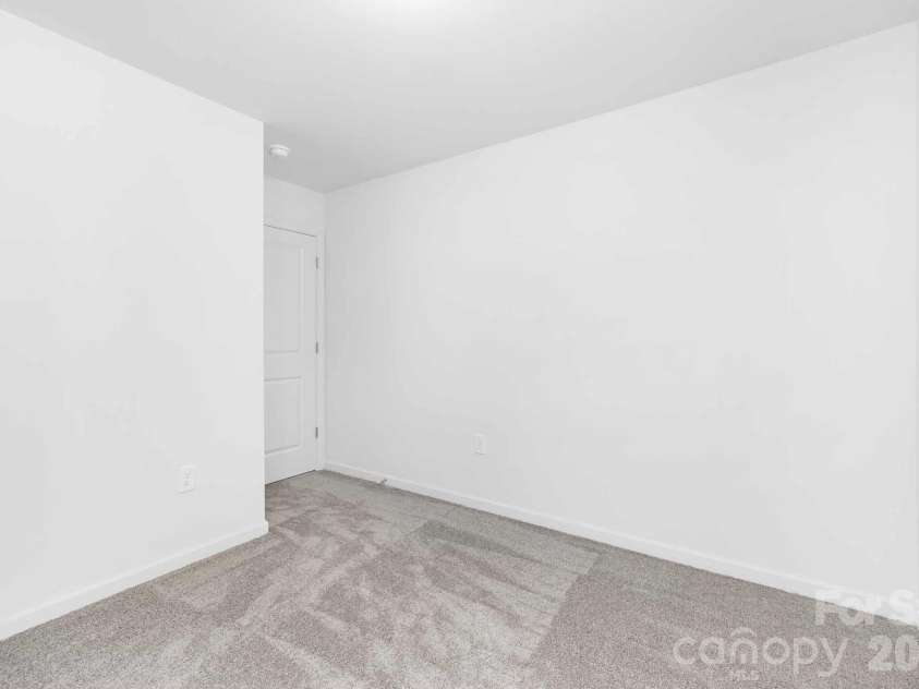 11721 Platon Avenue, Huntersville, NC 28078.  MLS# CAR4383439, YatesRealty ID 29111. Representation