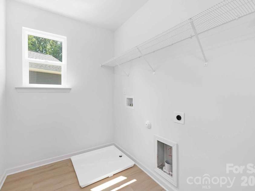 11721 Platon Avenue, Huntersville, NC 28078.  MLS# CAR4383439, YatesRealty ID 29111. Representation