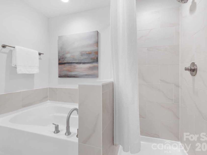 11721 Platon Avenue, Huntersville, NC 28078.  MLS# CAR4383439, YatesRealty ID 29111. Representation