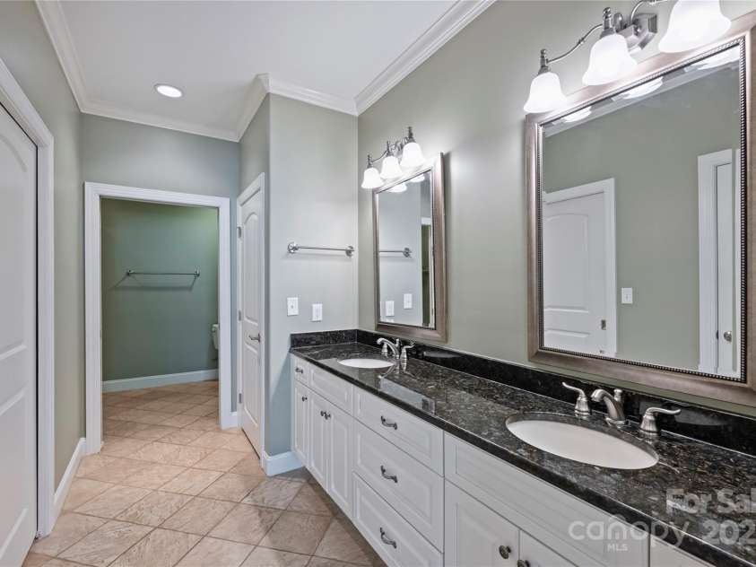 2407 Royal Anne Drive, Denver, NC 28037.  MLS# CAR4280013, YatesRealty ID 29111. 