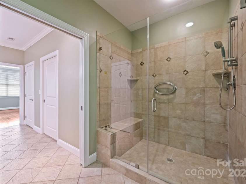 2407 Royal Anne Drive, Denver, NC 28037.  MLS# CAR4280013, YatesRealty ID 29111. 