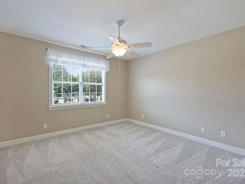 2407 Royal Anne Drive, Denver, NC 28037.  MLS# CAR4280013, YatesRealty ID 29111. 