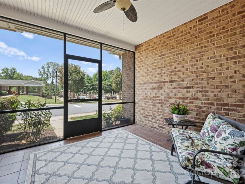 2407 Royal Anne Drive, Denver, NC 28037.  MLS# CAR4280013, YatesRealty ID 29111. 