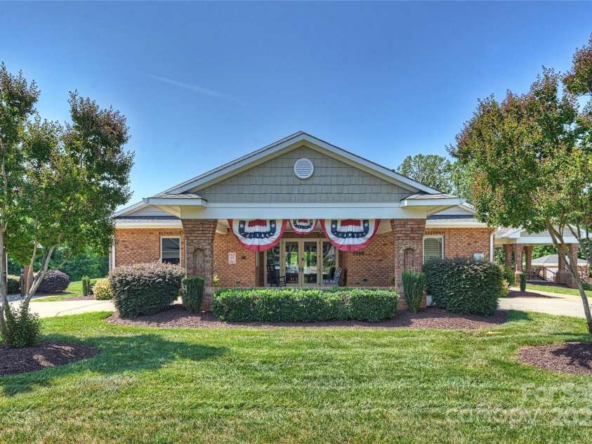 2407 Royal Anne Drive, Denver, NC 28037.  MLS# CAR4280013, YatesRealty ID 29111. Club House
