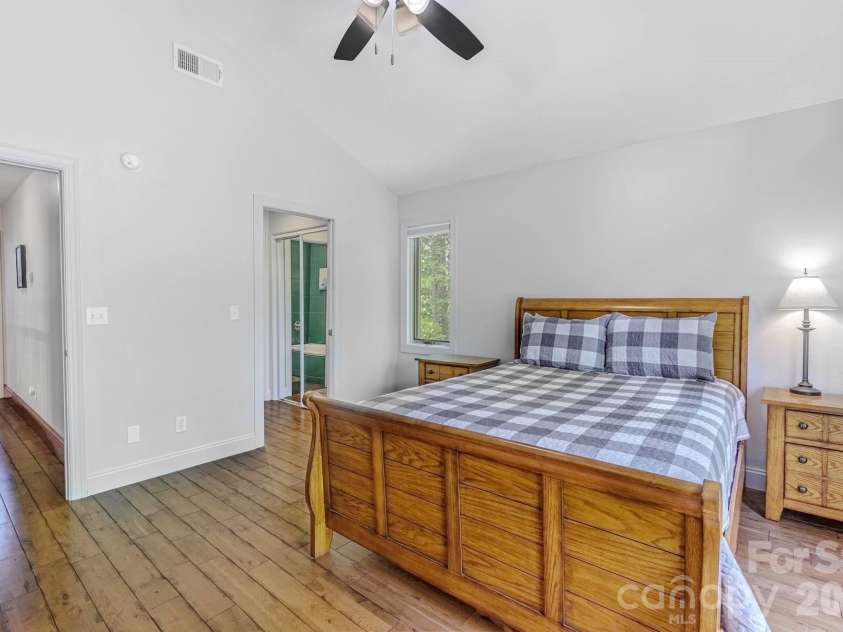 860 Butternut Ridge, Bryson City, NC 28713.  MLS# CAR4380751, YatesRealty ID 29112. 