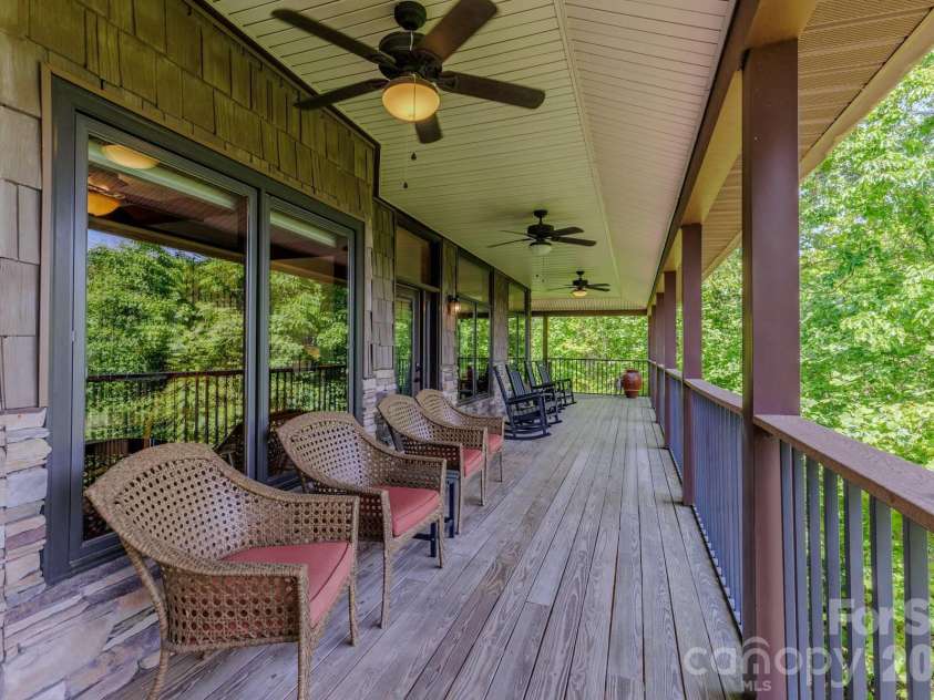 860 Butternut Ridge, Bryson City, NC 28713.  MLS# CAR4380751, YatesRealty ID 29112. Front Deck on Main