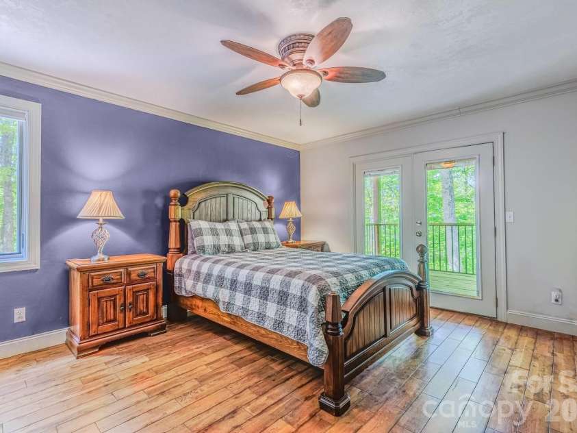 860 Butternut Ridge, Bryson City, NC 28713.  MLS# CAR4380751, YatesRealty ID 29112. Primary on Main