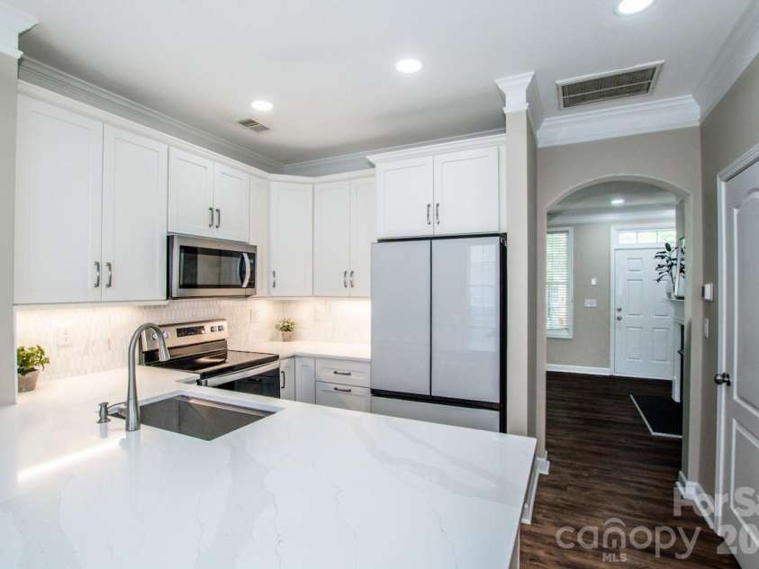 163 Singleton Road, Mooresville, NC 28117.  MLS# CAR4388222, YatesRealty ID 29113. 