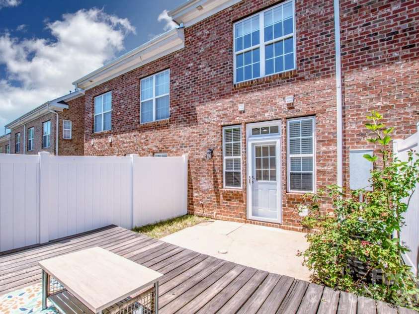163 Singleton Road, Mooresville, NC 28117.  MLS# CAR4388222, YatesRealty ID 29113. 