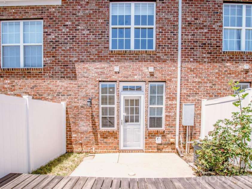 163 Singleton Road, Mooresville, NC 28117.  MLS# CAR4388222, YatesRealty ID 29113. 