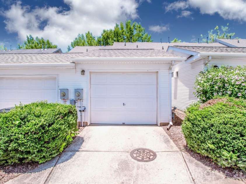 163 Singleton Road, Mooresville, NC 28117.  MLS# CAR4388222, YatesRealty ID 29113. 