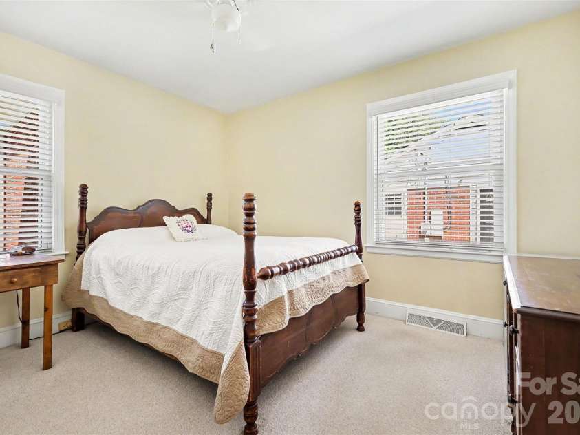 2240 Ashley Road, Charlotte, NC 28208.  MLS# CAR4373371, YatesRealty ID 29114. Bedroom 3
