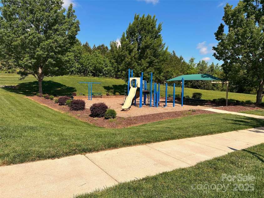 9814 Fernspray Road, Charlotte, NC 28215.  MLS# CAR4254340, YatesRealty ID 29114. Neighborhood Playground within walking distance!